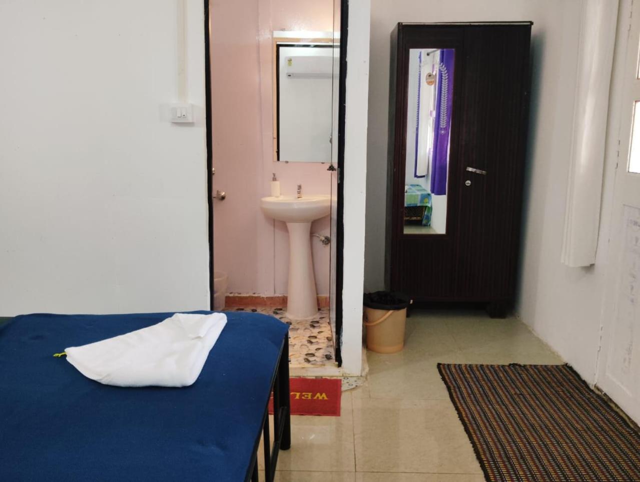 Baywatch Beach Resort Patnem كِناكونا الغرفة الصورة